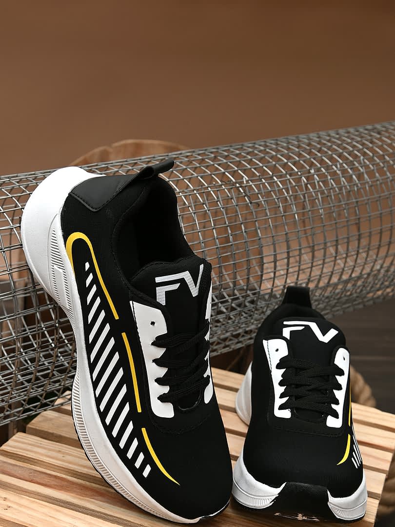 fashion victim Men Black White Comfort Casual Sneakers With